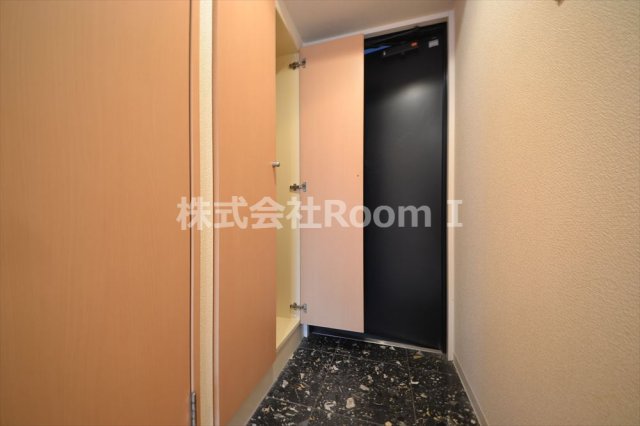 プロシード大阪城南の玄関写真