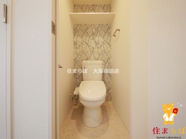 地下鉄御堂筋線 東三国駅 徒歩5分 15階建 築7年のトイレ写真