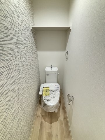 地下鉄今里筋線 だいどう豊里駅 徒歩7分 3階建 築2年のトイレ写真