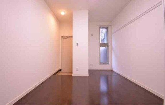 居室・リビング　7.5帖のお部屋です。