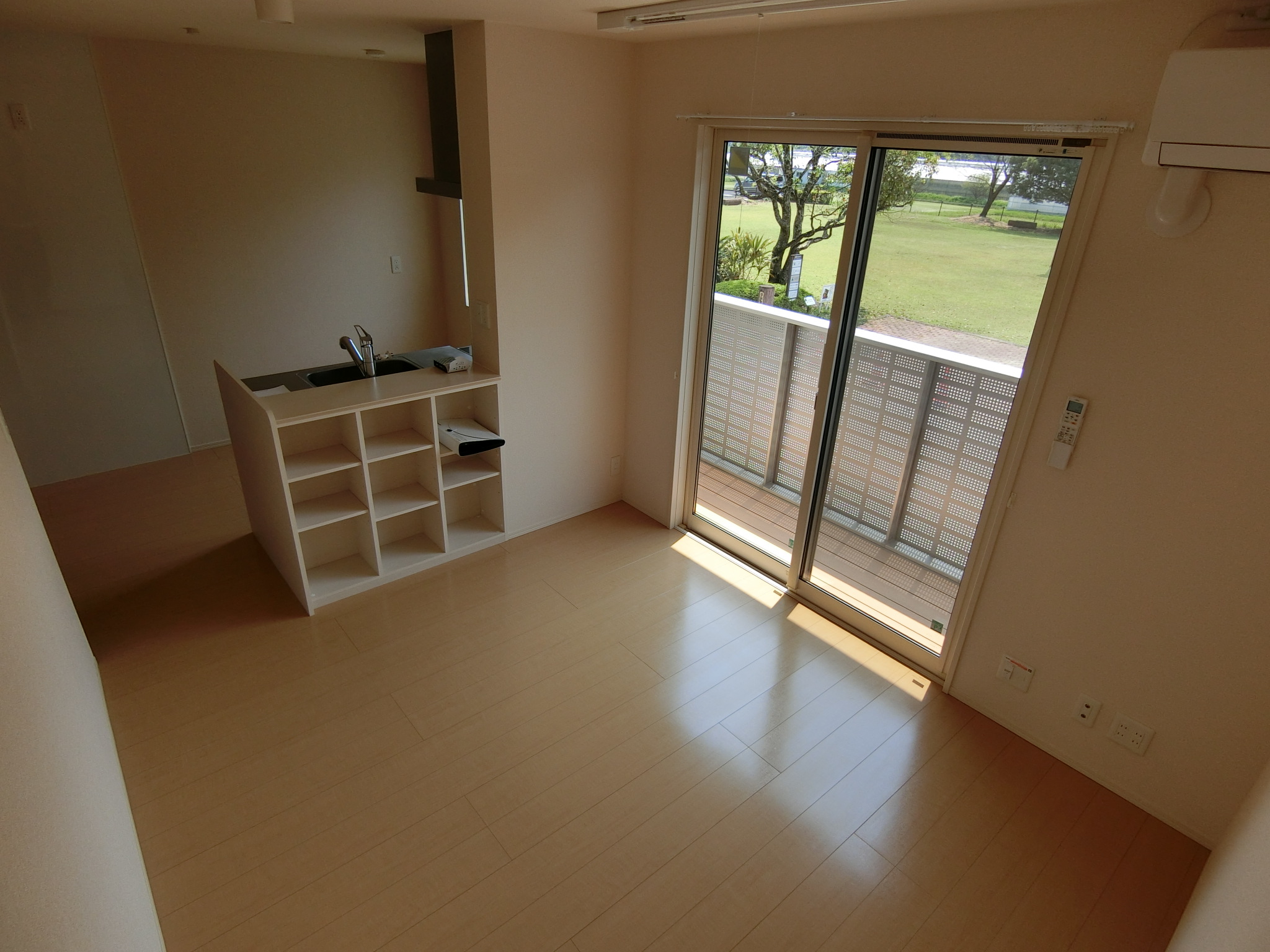 居室・リビング　広々としたリビング♪