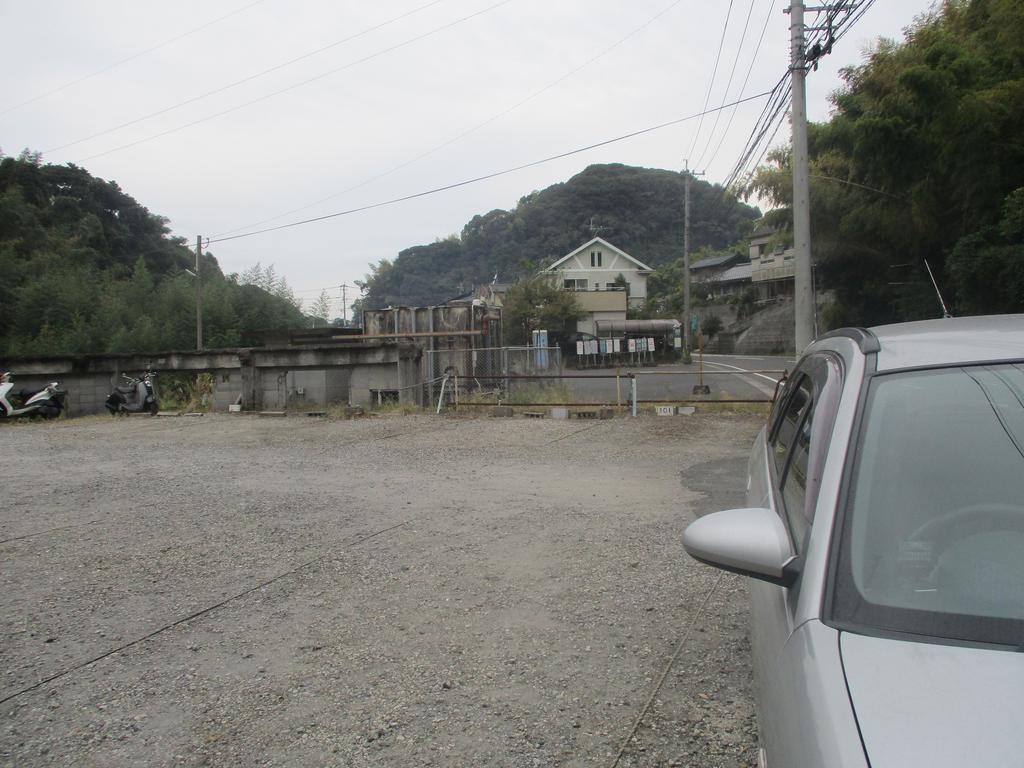 【鹿児島市広木のマンションの駐車場】