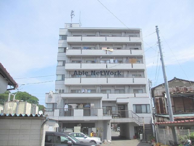 古河市本町のマンションの建物外観