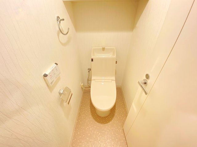 【レジディア玉造のトイレ】