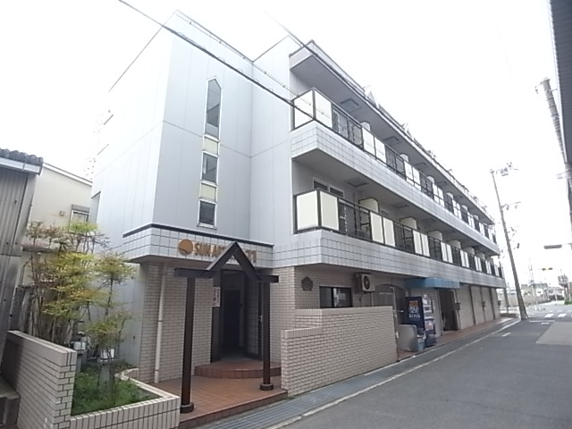 加古川市尾上町旭のマンションの建物外観