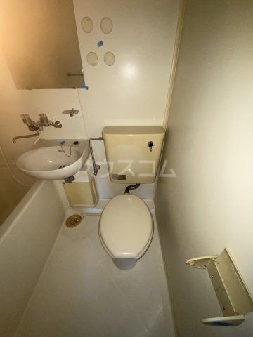 【野田市清水のアパートのトイレ】