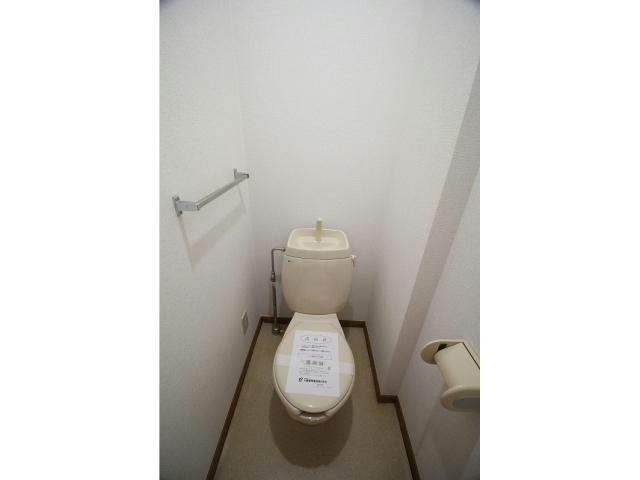【岩国市御庄のアパートのトイレ】