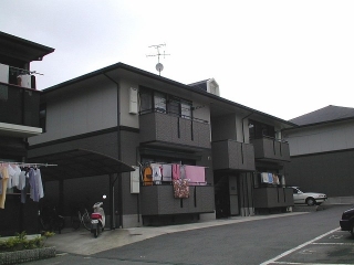 桜井市大字河西のアパートの建物外観
