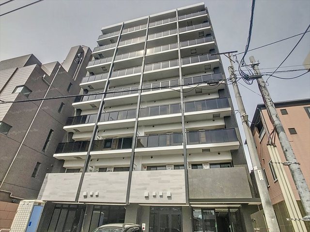 ＭＯＤＥＲＮ　ＰＡＬＡＺＺＯ　博多ＦＲＯＮＴの建物外観