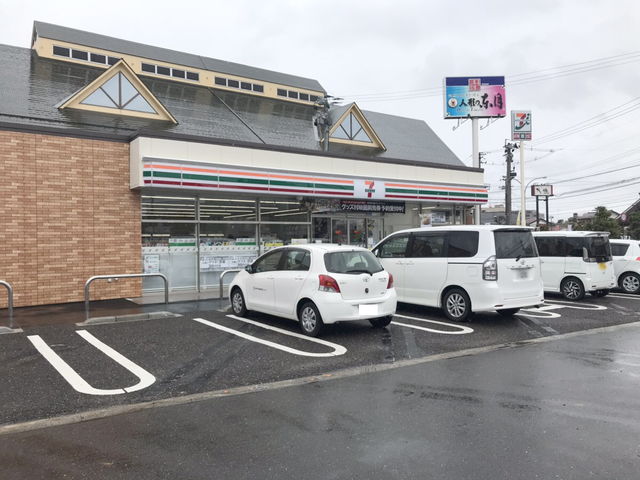 コンビニ　セブンイレブン郡山下亀田店（コンビニ）まで460m
