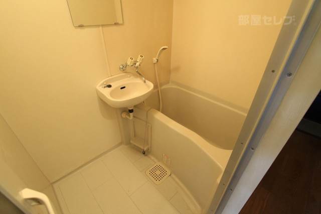 バス・シャワールーム　Ａ－６号室の写真です