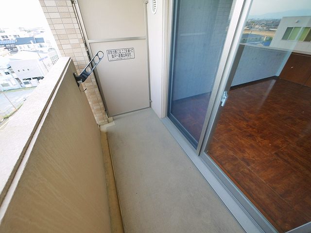 バルコニー　広々としたバルコニーです