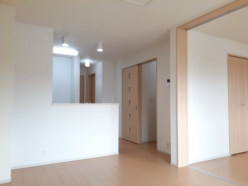 居室・リビング　図面と現状に相違がある場合には現状を優先