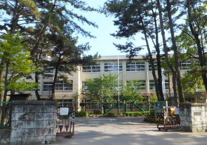 中学校　加古川市立浜の宮中学校（中学校）まで1071m