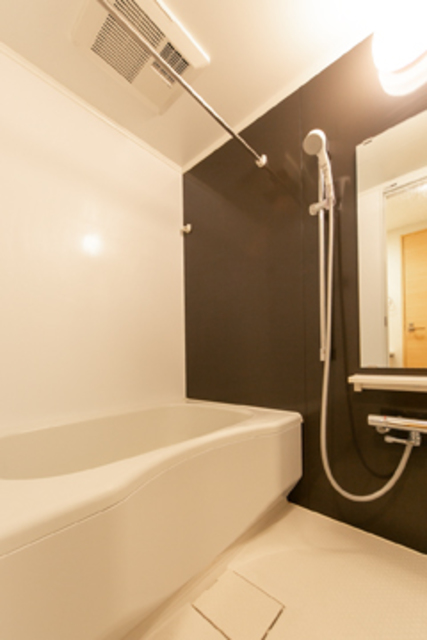 バス・シャワールーム　※写真は同タイプ住戸です。