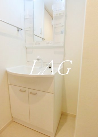 洗面設備　独立洗面台です。