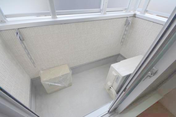 バルコニー　風通しの良いバルコニー。洗濯物もよく乾きそうです。