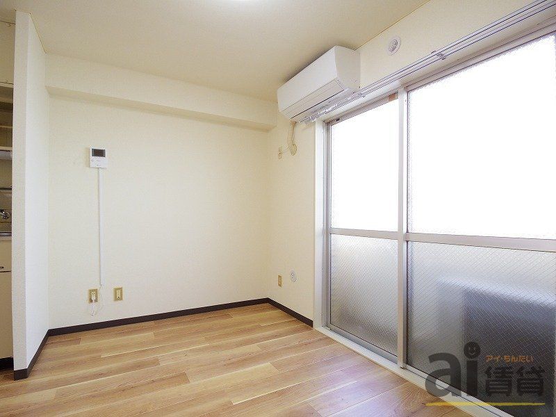 居室・リビング　～同仕様写真～