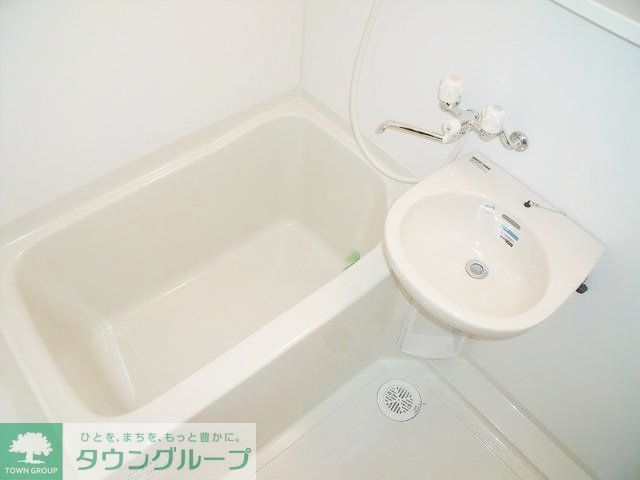 バス・シャワールーム　お問合せはタウンハウジングまで！※現地待合わせ相談可能