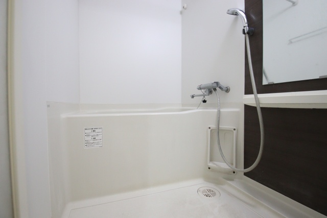 バス・シャワールーム　※別室の参考写真の為、現況優先です。
