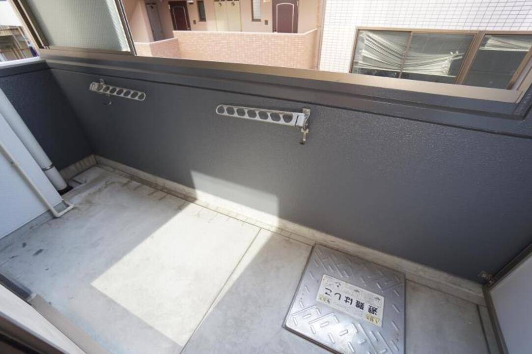 バルコニー　バルコニー