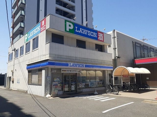 コンビニ　ローソン（コンビニ）まで140m