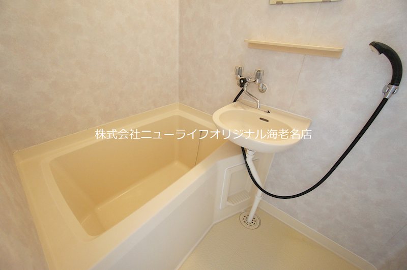 洗面設備　お手入れが楽です！