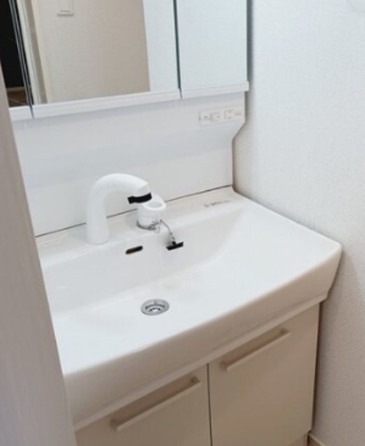 洗面設備　同仕様