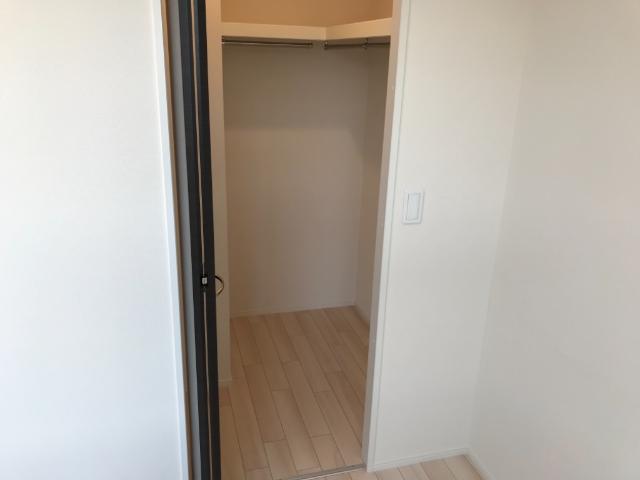 収納　ウォークインクローゼット