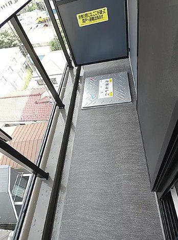 バルコニー　バルコニー