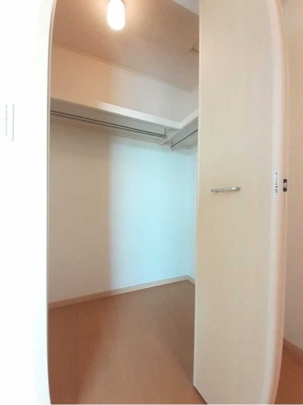 収納　図面と現状に相違がある場合には現状を優先