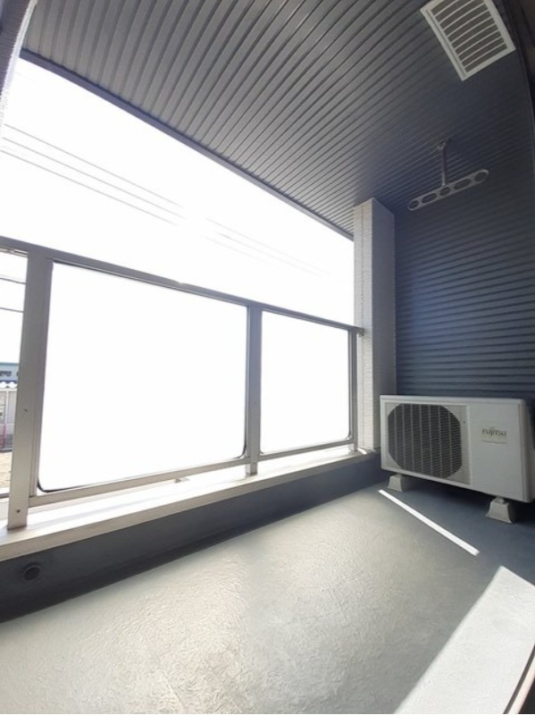 バルコニー　図面と現状に相違がある場合には現状を優先