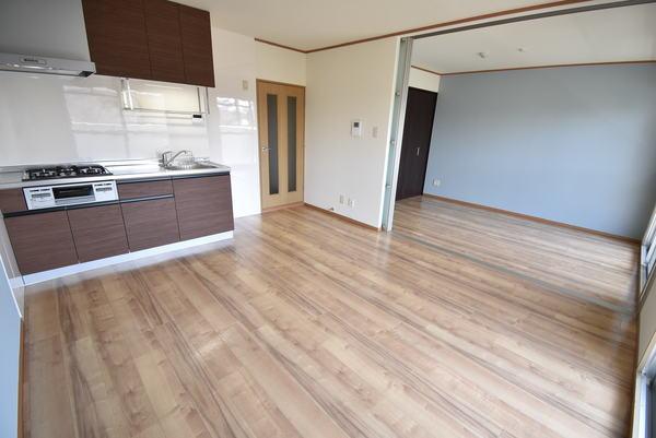 居室・リビング　同仕様写真