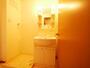 洗面設備　シャンプードレッサー、室内洗濯機置き場