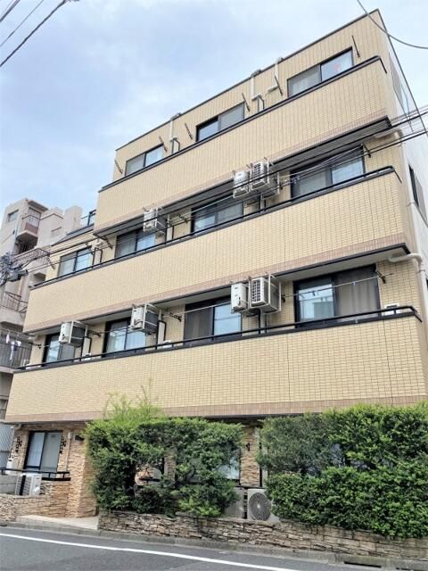 建物外観　落ち着いた雰囲気の外観です