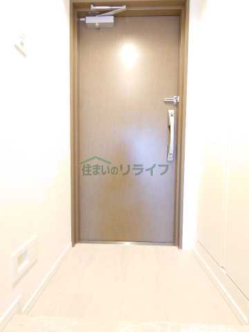 玄関　パークアクシス上野EAST　参考写真です