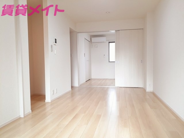 居室・リビング　同型タイプのものです