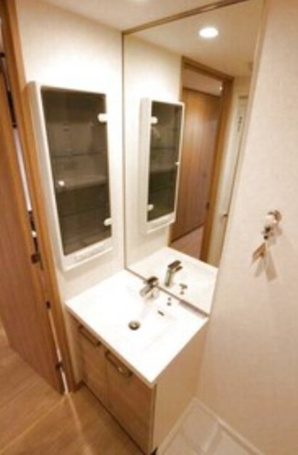 洗面設備　独立洗面台