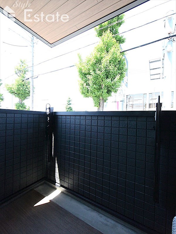 バルコニー　バルコニー