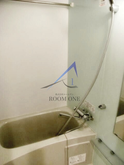 バス・シャワールーム　お風呂です。