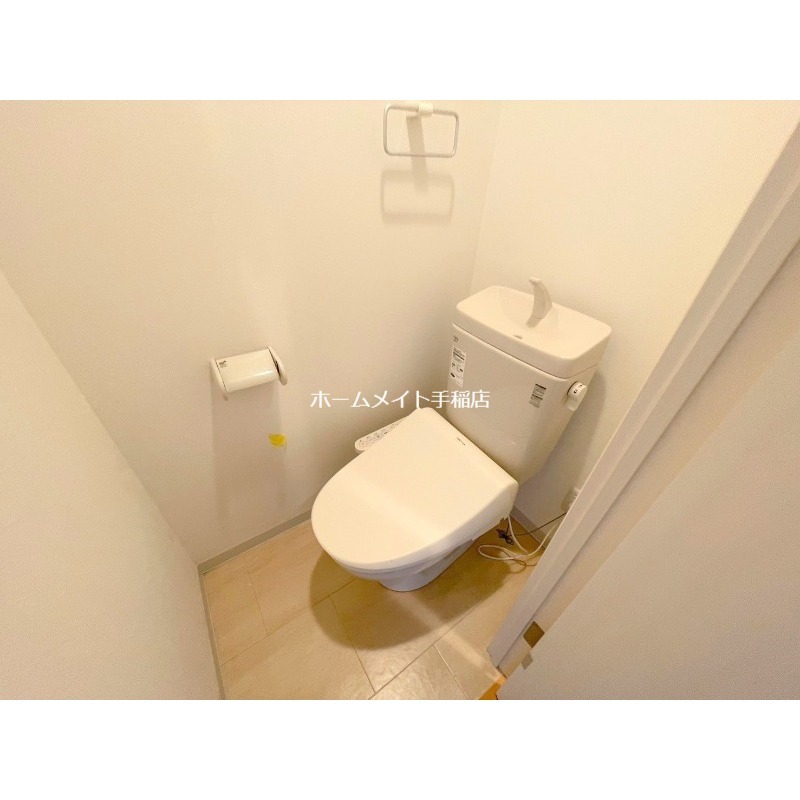 トイレ　ウォシュレット付き♪