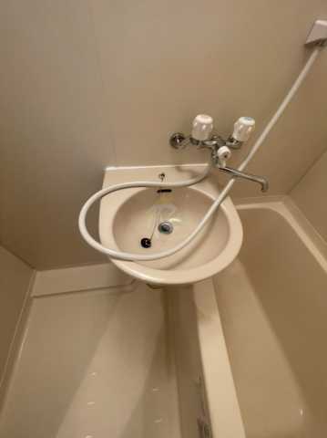 洗面設備　ラグジュアリーアパートメントデュオ神楽坂　同間取り部屋写真