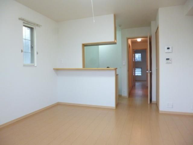 居室・リビング　☆広めのリビングです☆