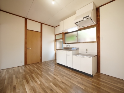 キッチン　※写真は別の部屋のものです。