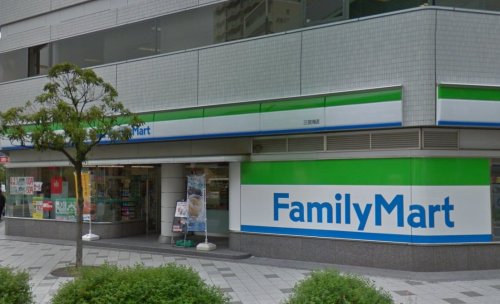 コンビニ　ファミリーマート 三宮南店（コンビニ）まで80m