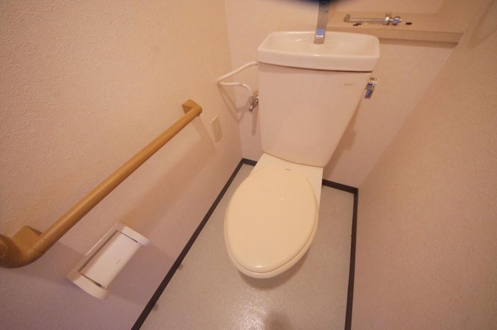 トイレ　トイレ