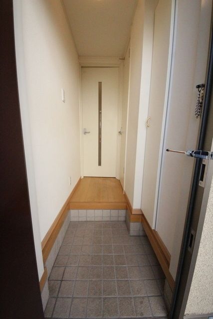 玄関　★お問い合わせはタウンハウジングまで★