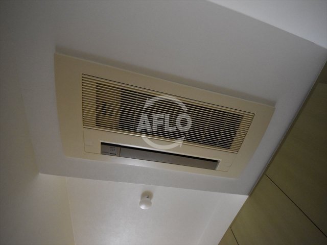 その他設備　アーバンフラッツ瓦町　エアコン