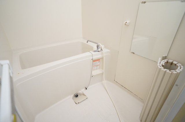 バス・シャワールーム　お風呂です