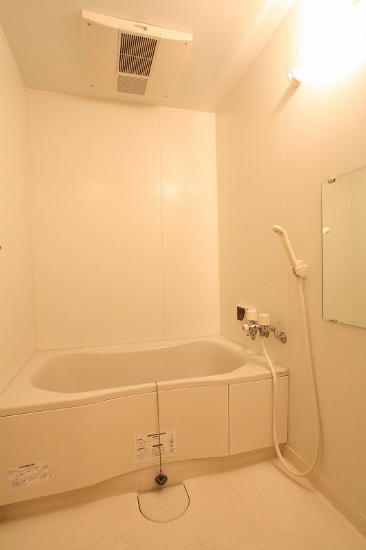 バス・シャワールーム　※同条件別の部屋のお写真です。現況優先です。